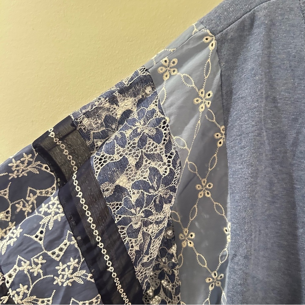 Chico's Embroidered Eylet Sleeve Light Blue Knit Top | Size 4 (XXL) | NWT - Picture 5 of 9